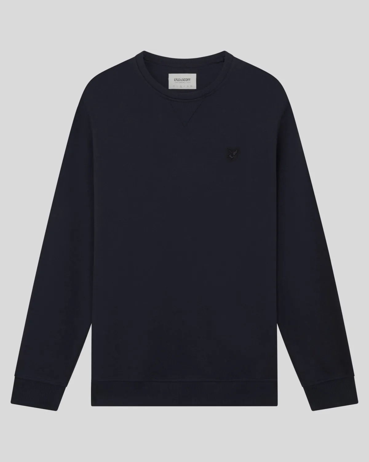 tonal_eagle_sweatshirt_mit_rundhalsausschnitt_4-4.webp Lyle & Scott Reframed | Sweatshirts<Tonal Eagle Sweatshirt mit Rundhalsausschnitt DunkleMarine
