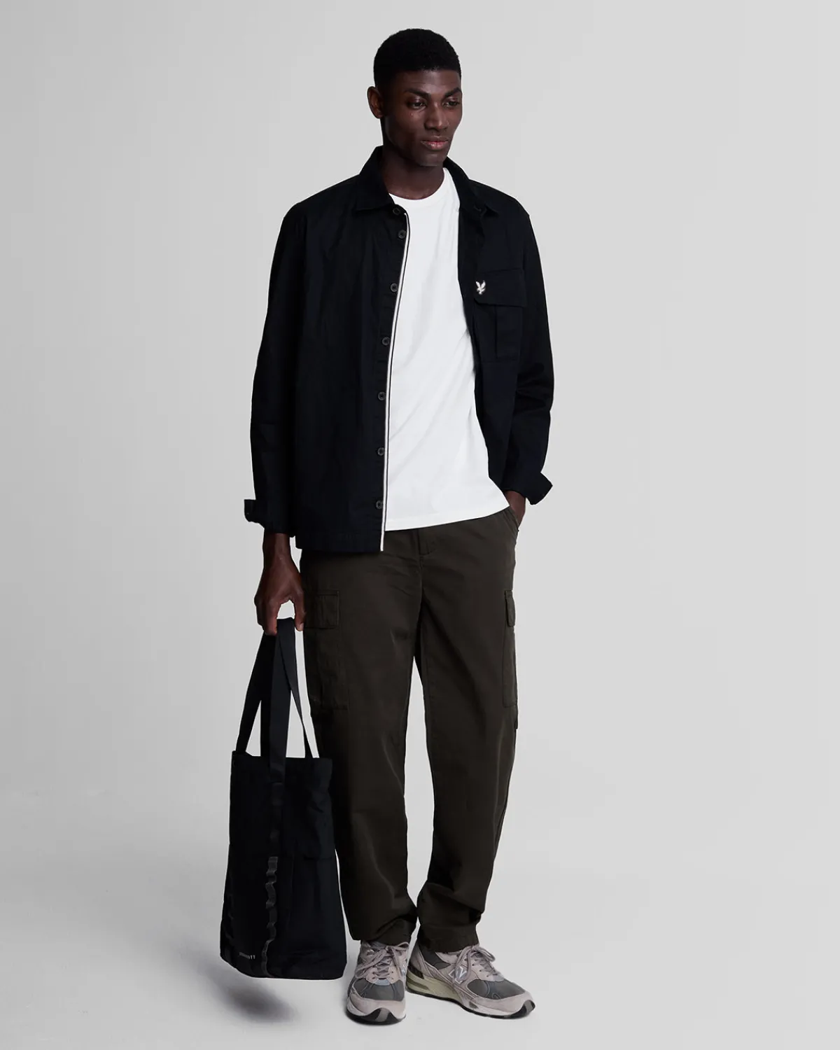 tonal_eagle_tshirt_1-6.webp Lyle & Scott Reframed | T-shirts<Tonal Eagle T-Shirt Weiß