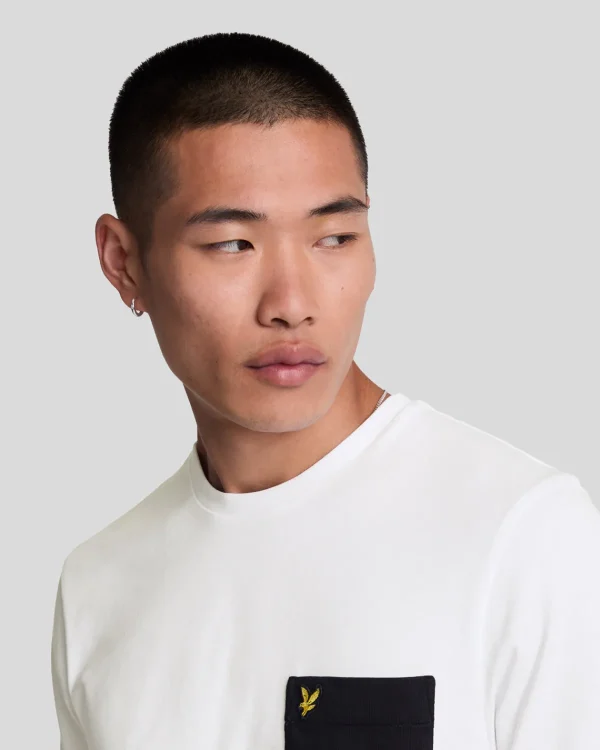 Lyle & Scott Vermächtnis | T-shirts<T-Shirt mit Kontrasttaschen Weiß/JetSchwarz
