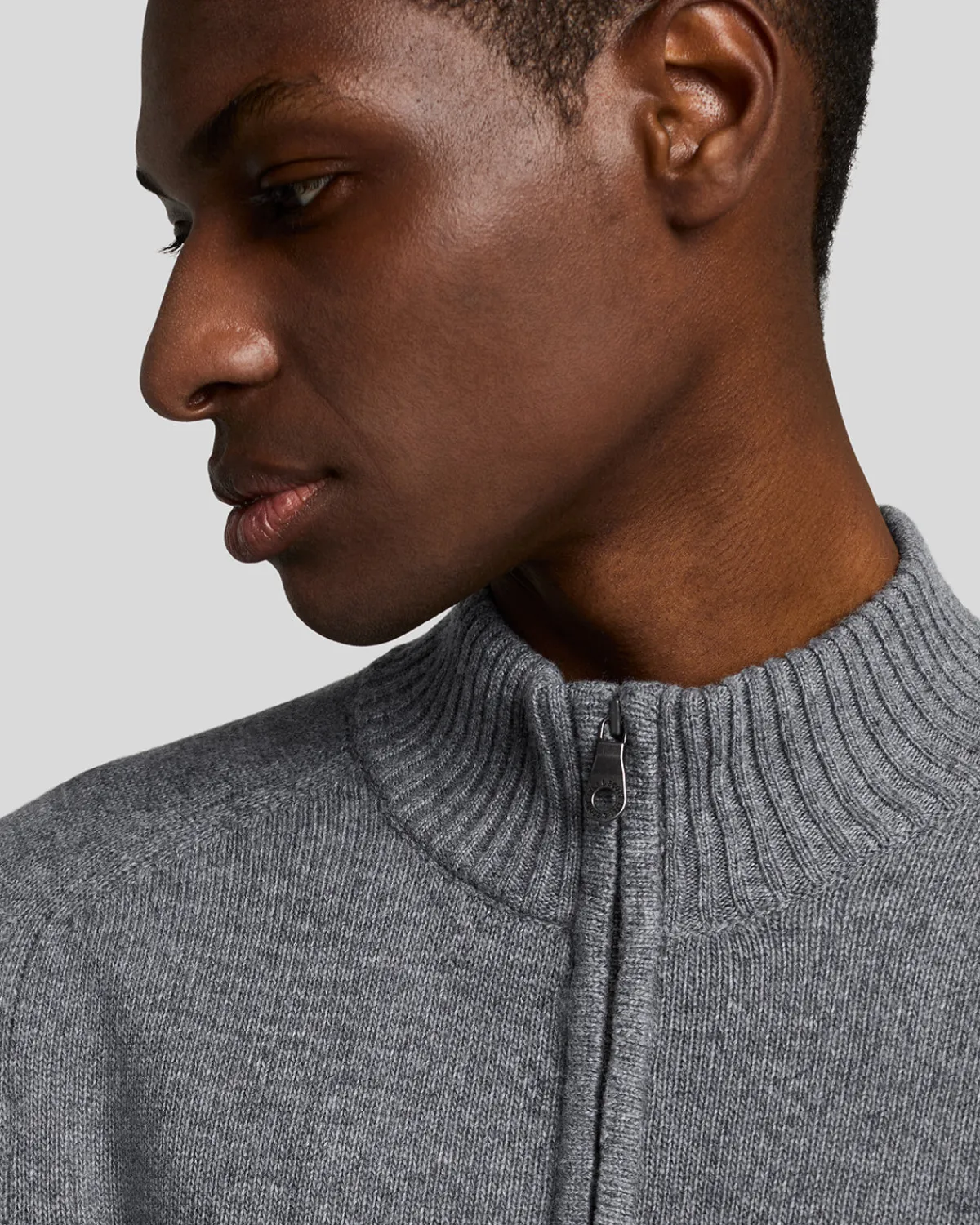 year_knitwear___zip_pullover_3-3.webp Lyle & Scott 150 Jahre Strickwaren | Pullover & Strickwaren<150 Year Knitwear - 1/4 Zip Pullover GrauHeather