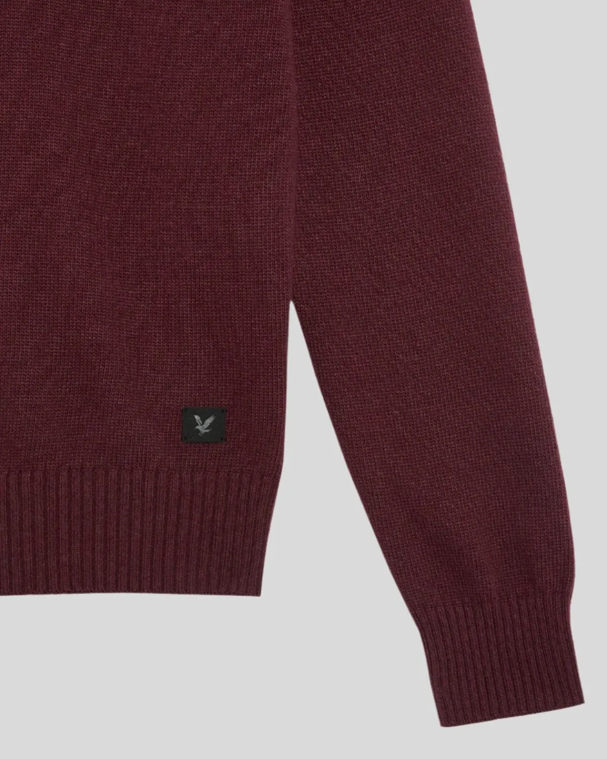 year_knitwear__pullover_mit_vausschnitt_5-3.webp Lyle & Scott 150 Jahre Strickwaren | Pullover & Strickwaren<150 Year Knitwear - Pullover mit V-Ausschnitt BurgundyHeather